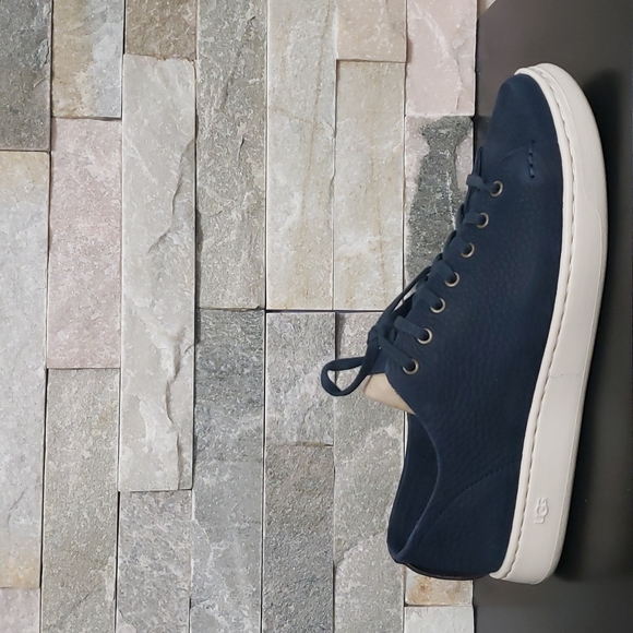 UGG Pismo Men's Low Sneaker - Picture 5 of 8